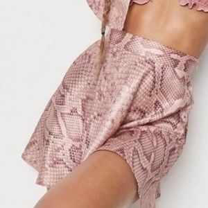 SATIN SKIRT FOR SALE❤️NEW WITH TAGS❤️